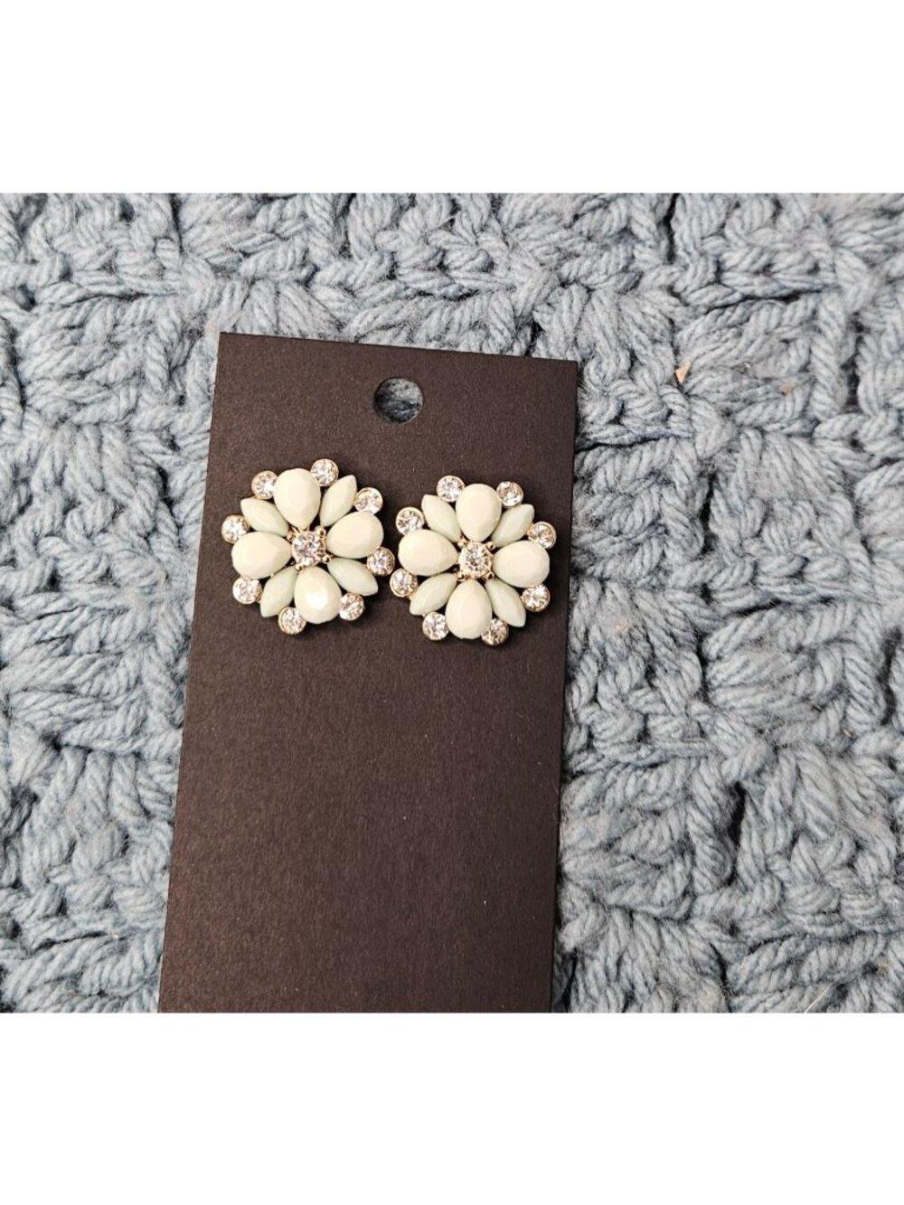 Rhinestone Flower Stud Earrings Mint Green Clear 1 inch